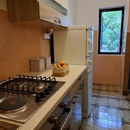 Rozali, Brac Apartament Supetar