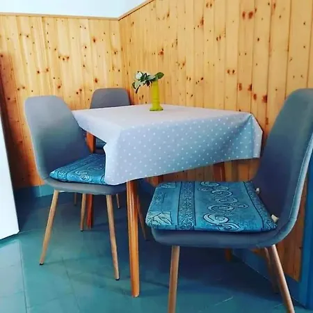 Rozali, Brac * Supetar